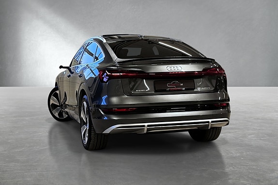 Audi e-tron Sportback 11 of 30