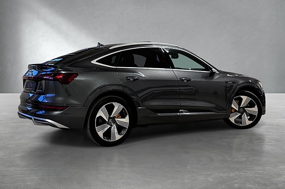 Audi e-tron Sportback 8 of 30