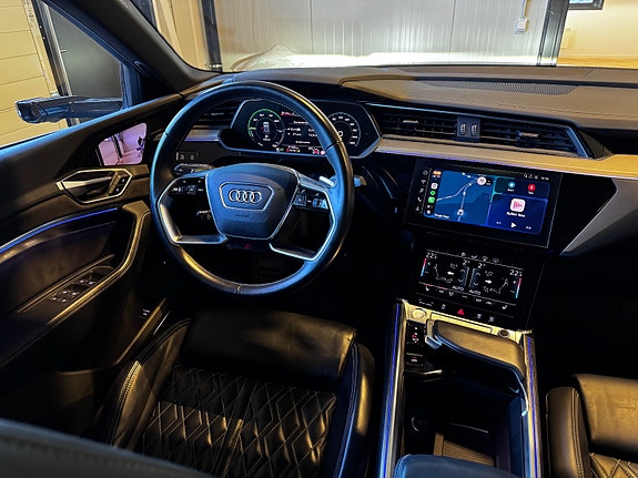 Audi e-tron Sportback 23 of 30