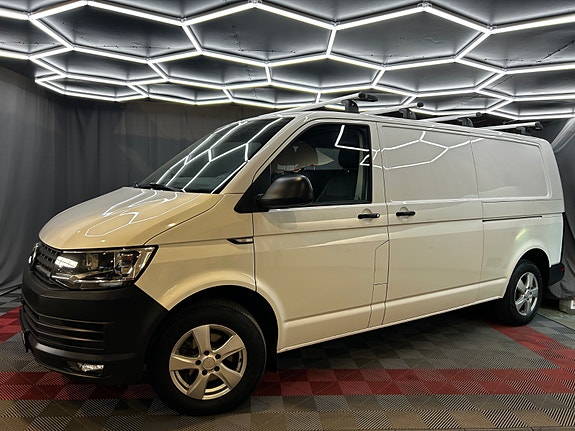 Volkswagen Transporter 7 of 30