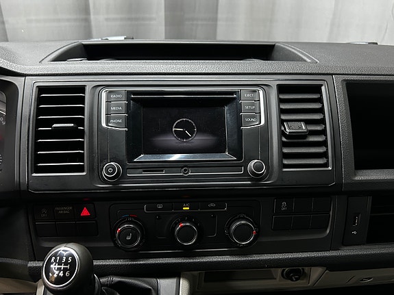 Volkswagen Transporter 28 of 30
