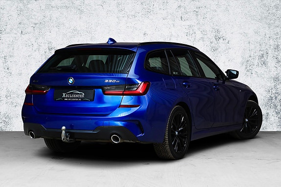 BMW 330e 2 of 26