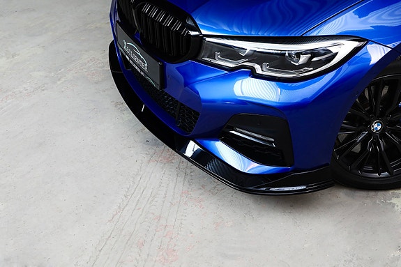 BMW 330e 4 of 26