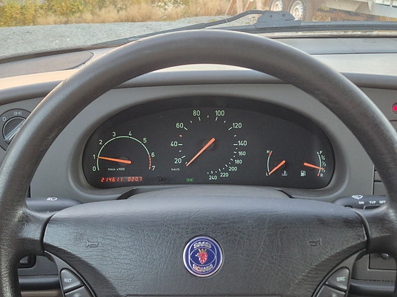 Saab 9-3 12 of 30