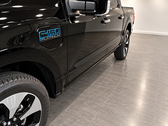 Ford F-150 5 of 15