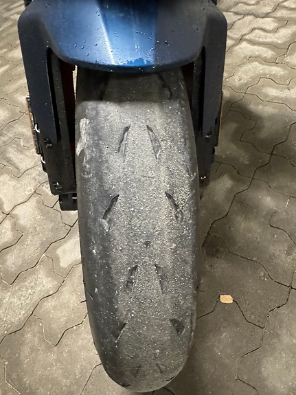 KTM 890 Duke R 9 of 30