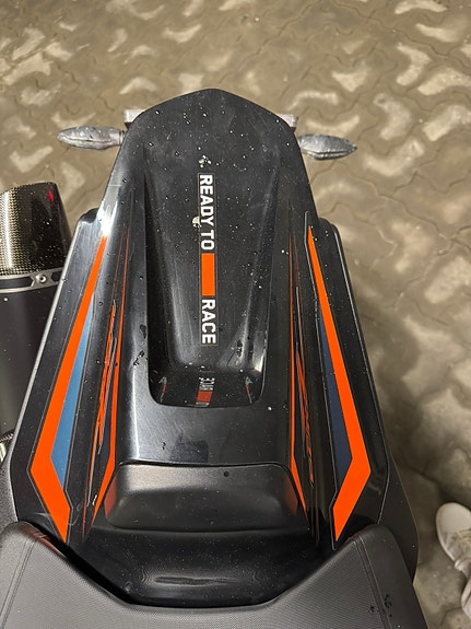 KTM 890 Duke R 27 of 30