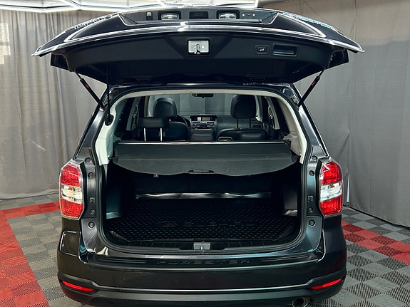 Subaru Forester 7 of 30