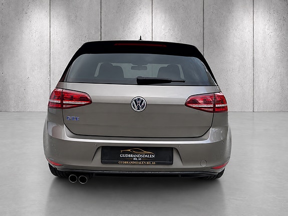Volkswagen Golf VII 6 of 30