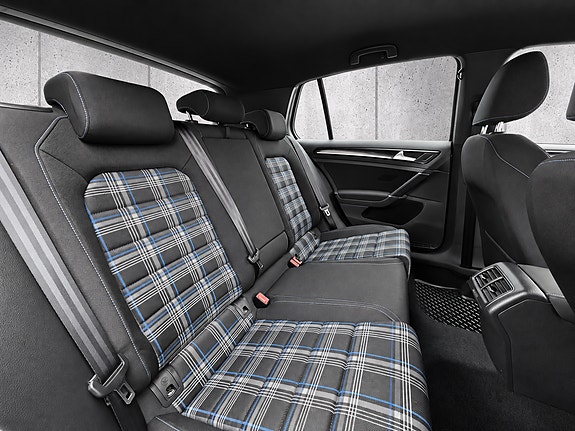 Volkswagen Golf VII 20 of 30