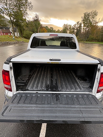 Volkswagen Amarok 9 of 15