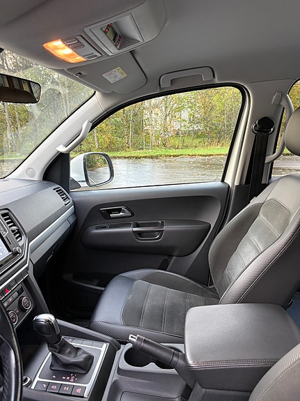 Volkswagen Amarok 15 of 15
