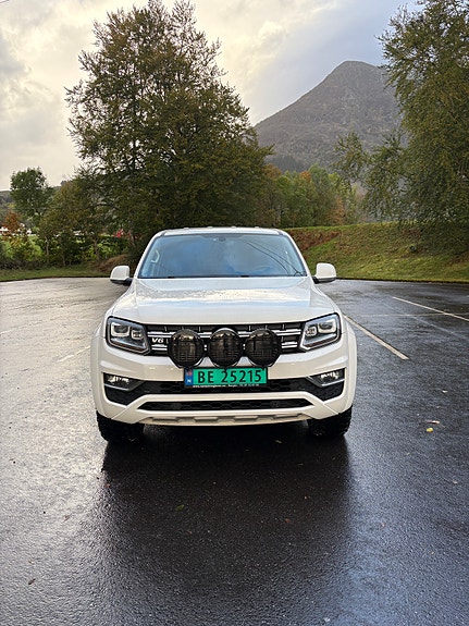 Volkswagen Amarok 2 of 15