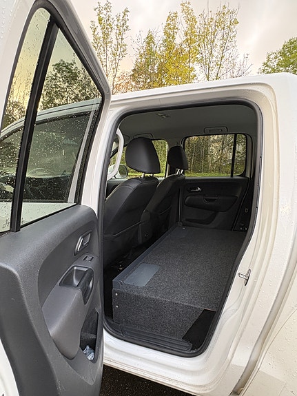 Volkswagen Amarok 10 of 15