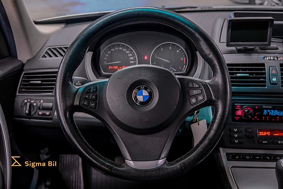 BMW X3 20 of 30