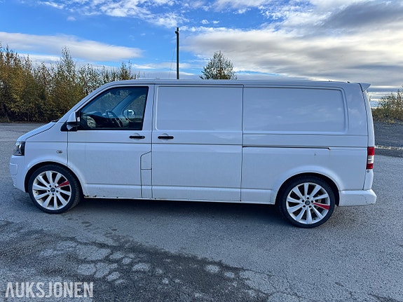 Volkswagen Transporter 10 of 30