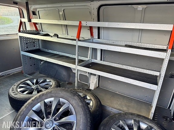 Volkswagen Transporter 23 of 30
