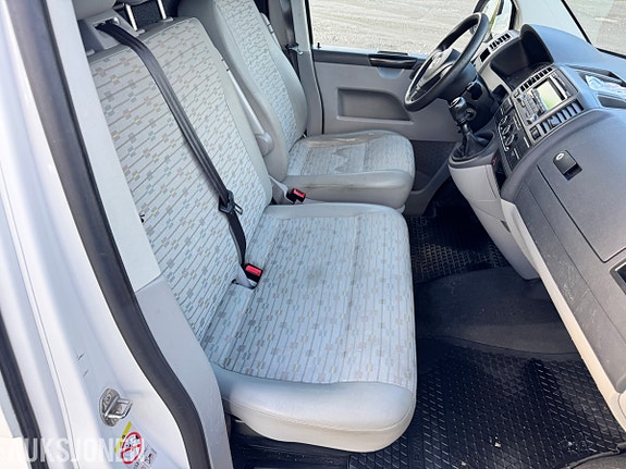 Volkswagen Transporter 30 of 30