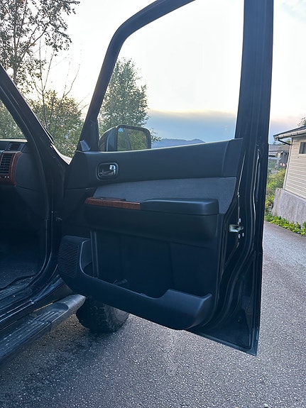Nissan Patrol 6 of 13