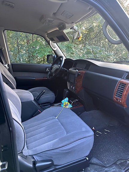 Nissan Patrol 7 of 13