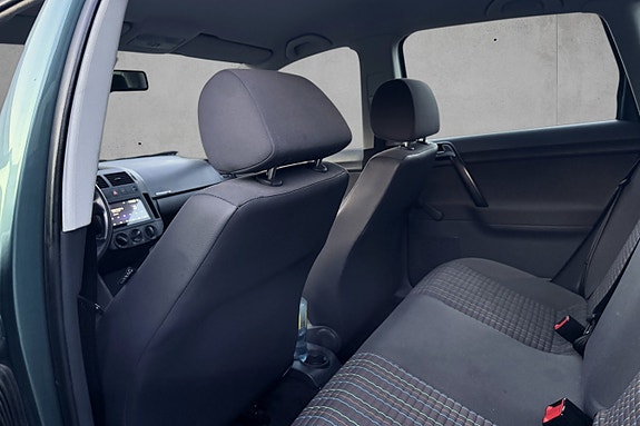 Volkswagen Polo 11 of 16