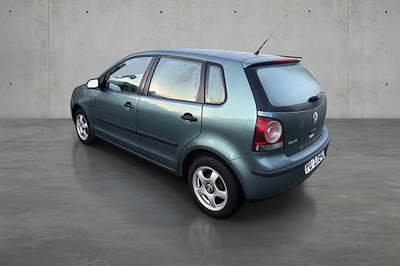 Volkswagen Polo 7 of 16