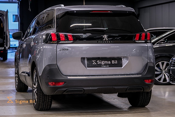 Peugeot 5008 10 of 30