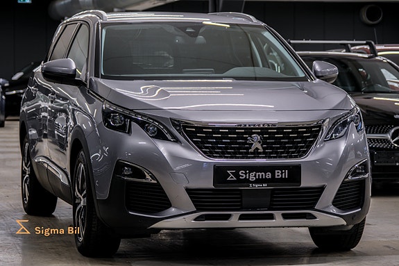 Peugeot 5008 2 of 30