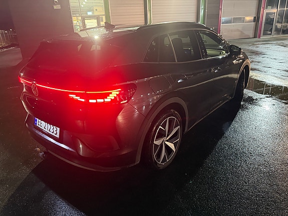 Volkswagen ID.4 GTX 3 of 15