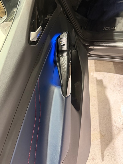 Volkswagen ID.4 GTX 7 of 15