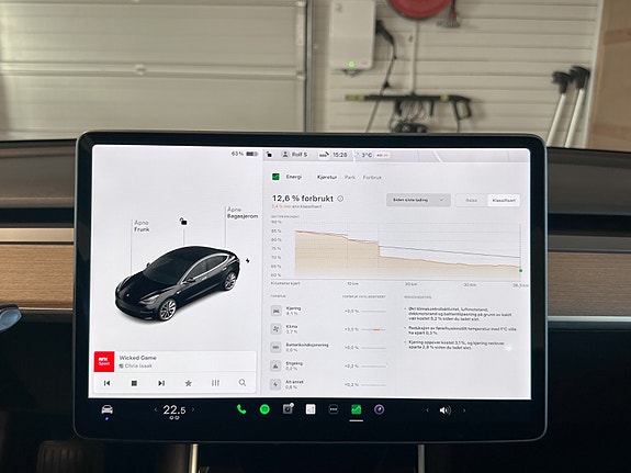 Tesla Model 3 19 of 30