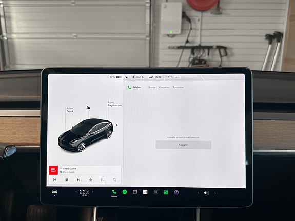 Tesla Model 3 20 of 30
