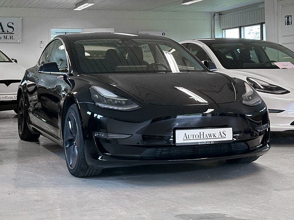 Tesla Model 3 6 of 30