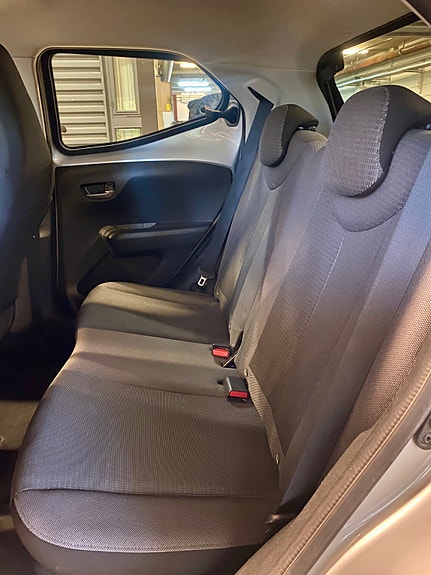 Toyota Aygo 23 of 29