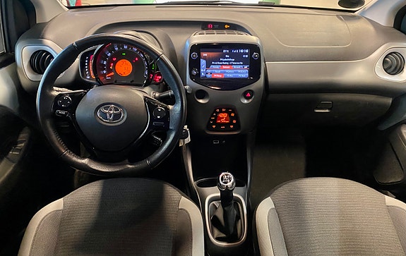 Toyota Aygo 12 of 29