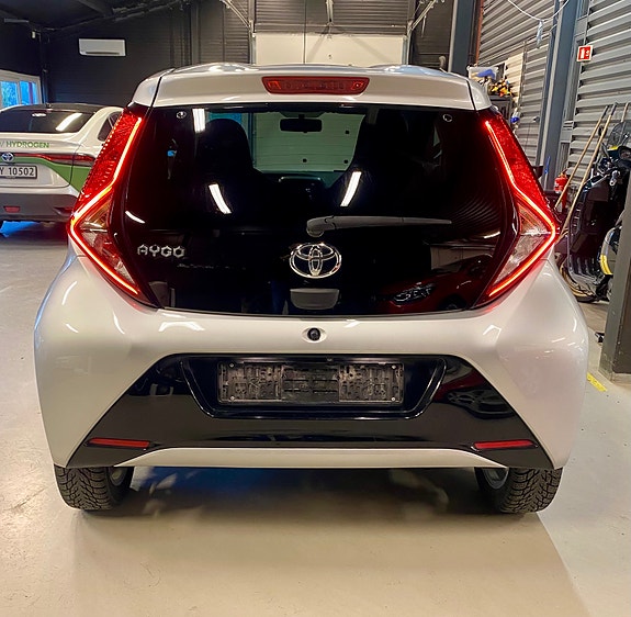 Toyota Aygo 4 of 29