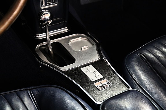Chevrolet Corvette 24 of 26