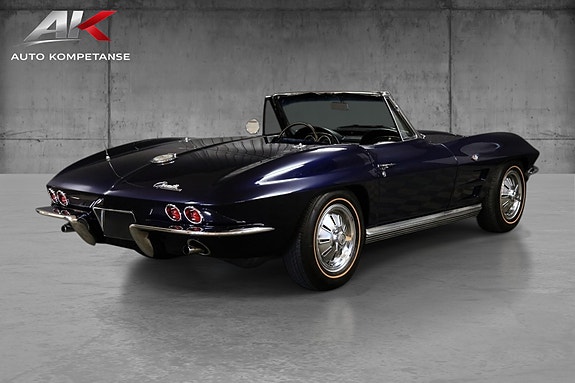 Chevrolet Corvette 12 of 26