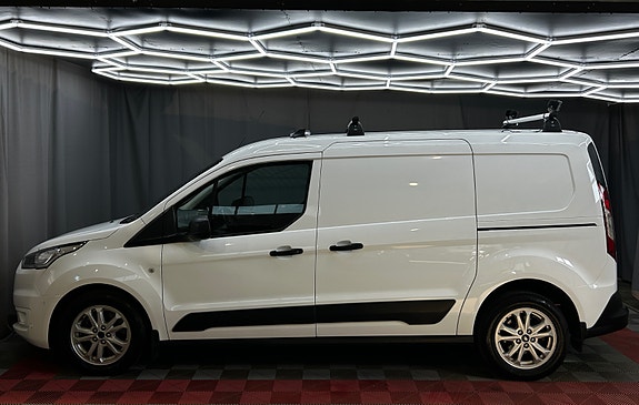 Ford Transit Connect 19 of 30