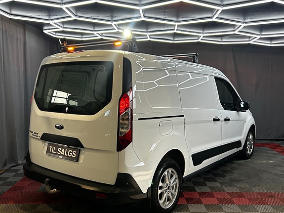 Ford Transit Connect 4 of 30