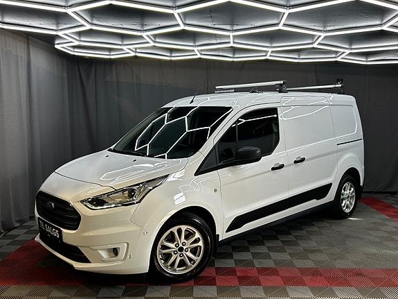 Ford Transit Connect 20 of 30
