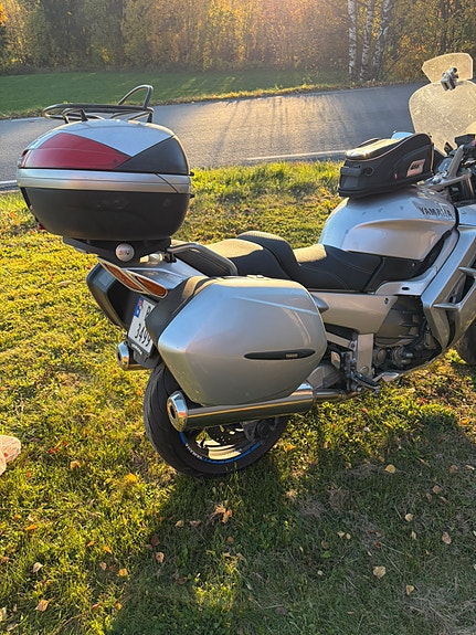 Yamaha FJR 1300 6 of 10