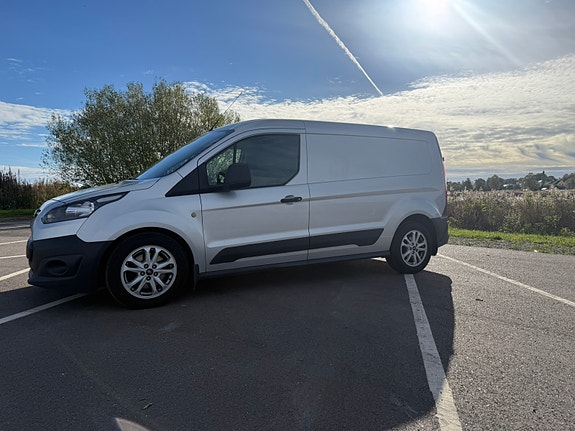 Ford Transit Connect 3 of 20