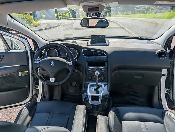 Peugeot 5008 24 of 30