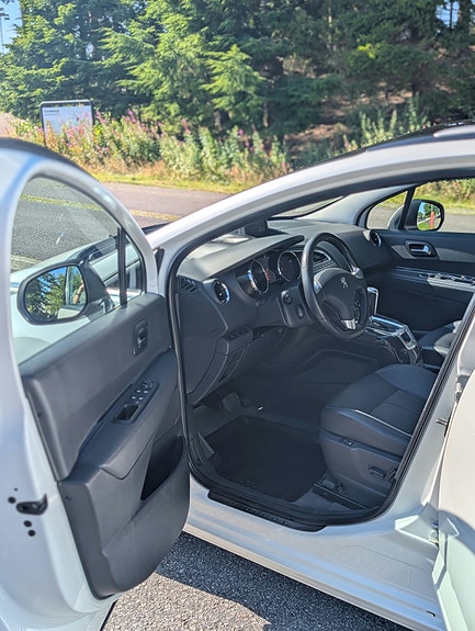 Peugeot 5008 27 of 30