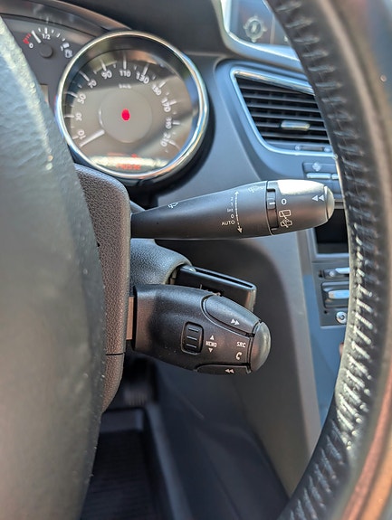 Peugeot 5008 11 of 30