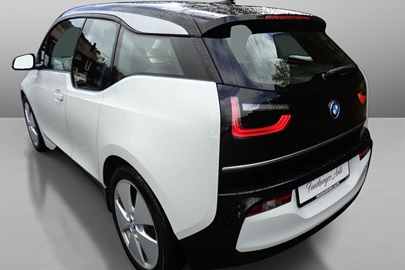 BMW i3 3 of 30