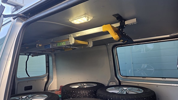 Volkswagen Transporter 10 of 10