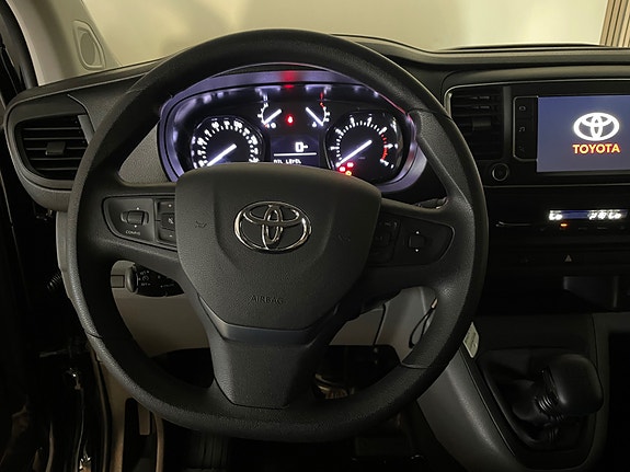 Toyota Proace 14 of 30