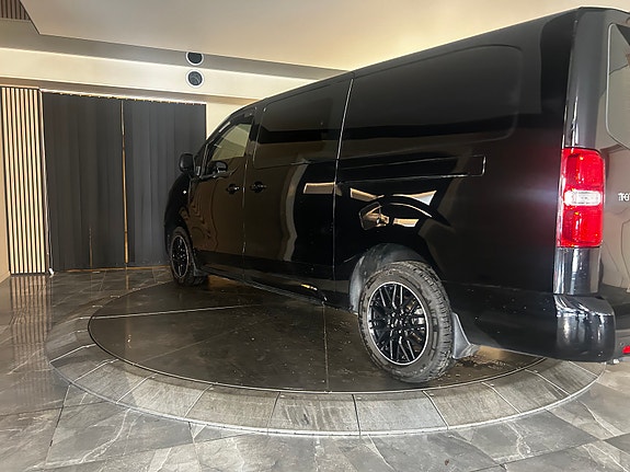 Toyota Proace 9 of 30